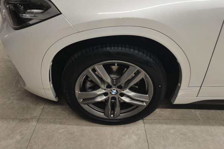 Used BMW X2 2022 sDrive25i M Sport Package Left Front Wheel Hub