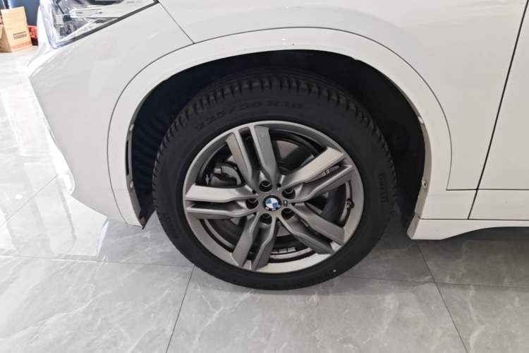 Used BMW X2 2022 sDrive25i M Sport Package Left Front Wheel Hub