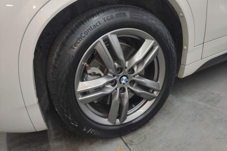 Used BMW X2 2022 sDrive25i M Sport Package Left Front Wheel Hub