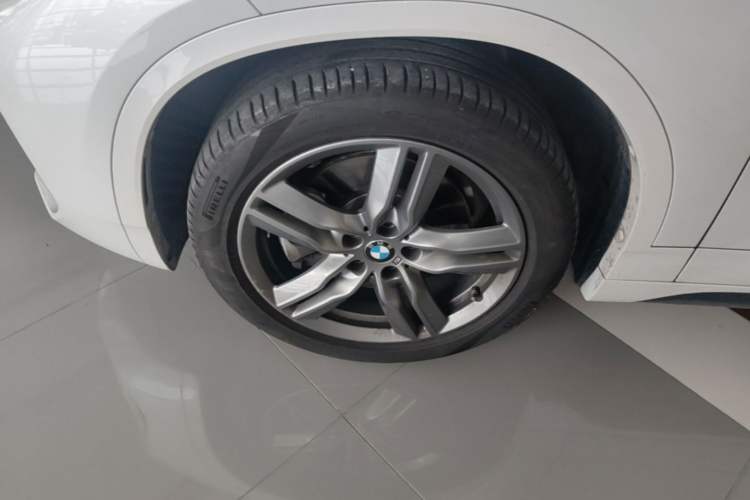 Used BMW X2 2022 sDrive25i M Sport Package Left Front Wheel Hub