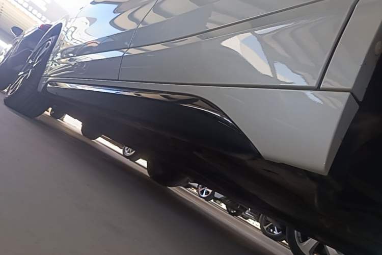 Used BMW X2 2022 sDrive25i Midnight Edition Left Side Sill