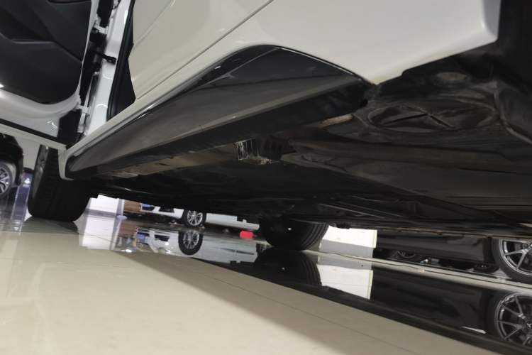 Used BMW X2 2022 sDrive25i M Sport Package Left Side Sill