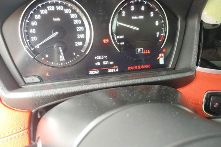 Used BMW X2 2022 sDrive25i M Sport Package Odometer Close Up