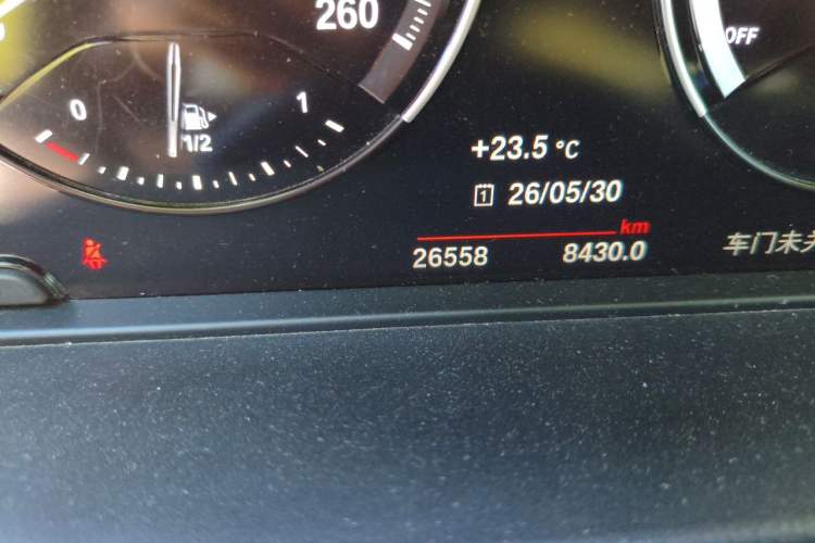 Used BMW X2 2022 sDrive25i M Sport Package Odometer Close Up