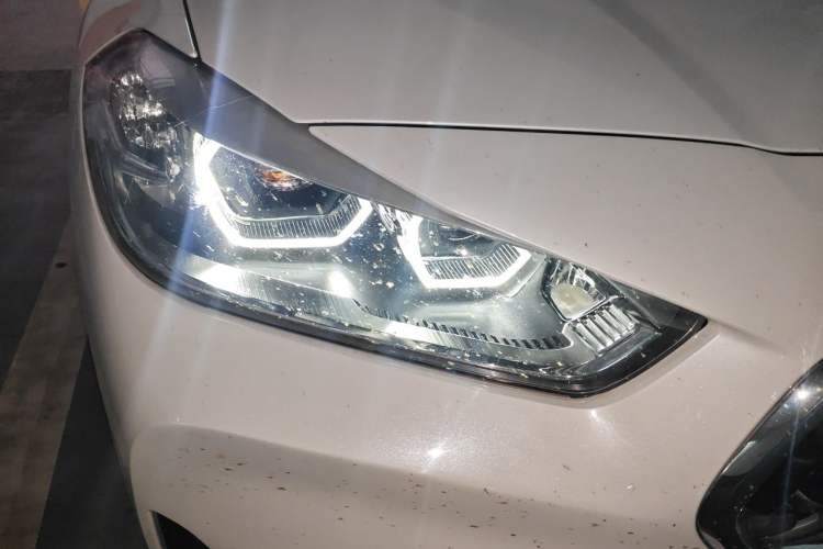 Used BMW X2 2022 sDrive25i M Sport Package Right Front Headlight