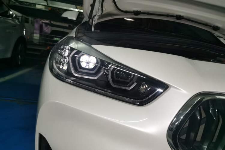 Used BMW X2 2022 sDrive25i M Sport Package Right Front Headlight