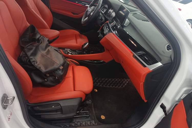 Used BMW X2 2022 sDrive25i M Sport Package Right Front Seat