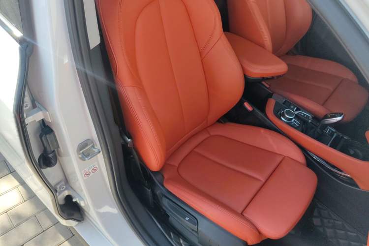 Used BMW X2 2022 sDrive25i M Sport Package Right Front Seat