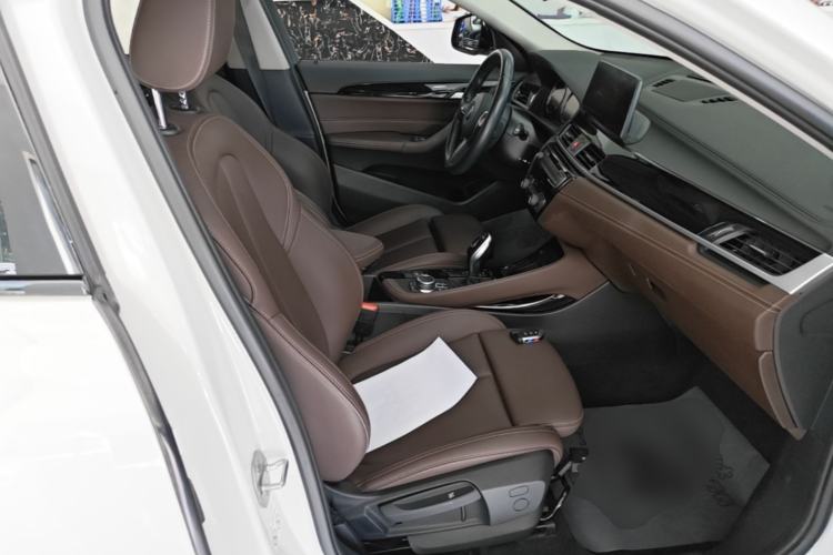 Used BMW X2 2022 sDrive25i M Sport Package Right Front Seat