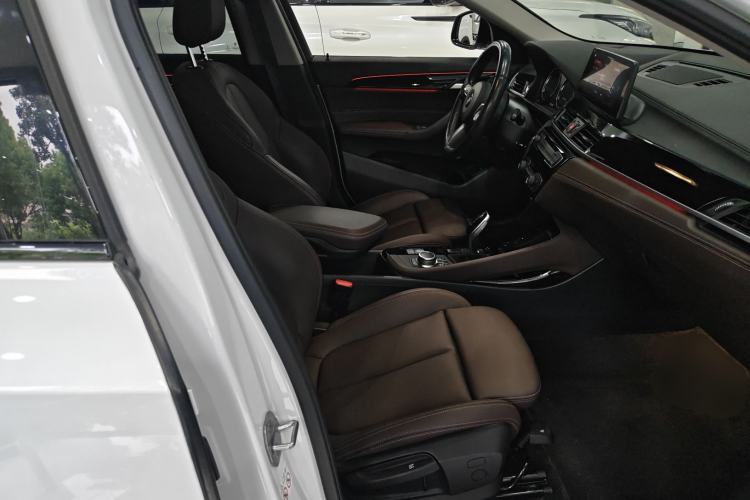 Used BMW X2 2022 sDrive25i M Sport Package Right Front Seat
