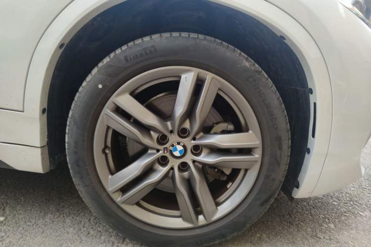 Used BMW X2 2022 sDrive25i M Sport Package Right Front Wheel Hub