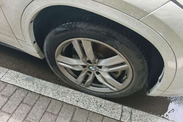 Used BMW X2 2022 sDrive25i M Sport Package Right Front Wheel Hub