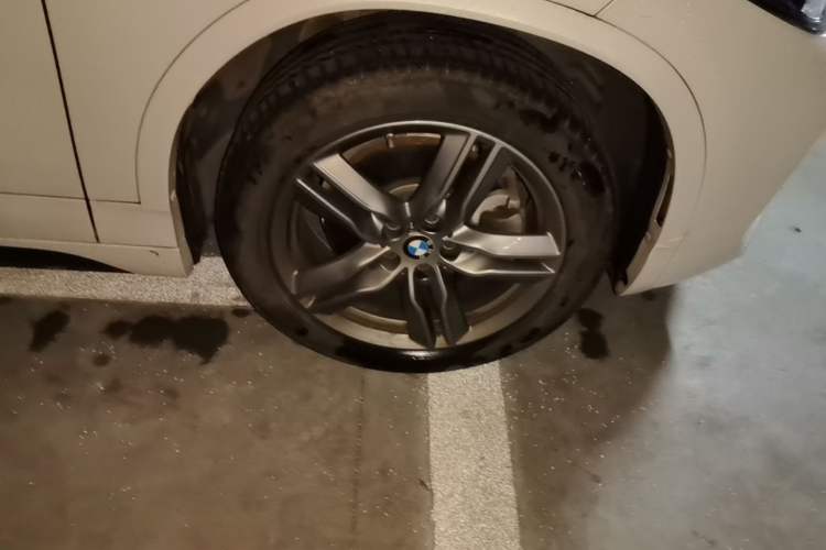 Used BMW X2 2022 sDrive25i M Sport Package Right Front Wheel Hub