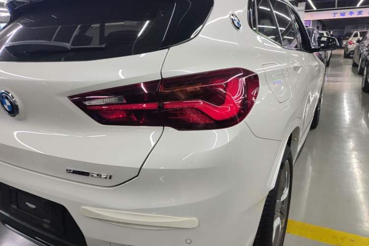 Used BMW X2 2022 sDrive25i M Sport Package Right Rear Taillight
