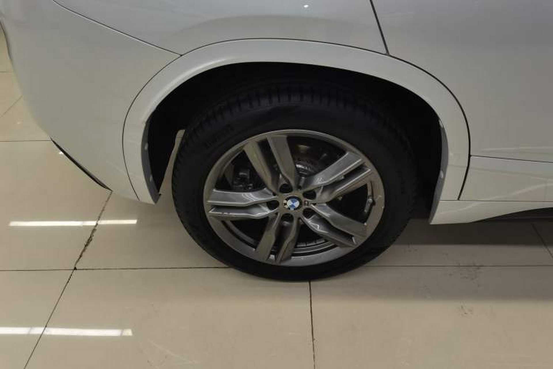 Used BMW X2 2022 sDrive25i M Sport Package Right Rear Wheel Hub