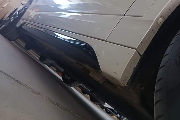 Used BMW X2 2022 sDrive25i Midnight Edition Right Side Sill