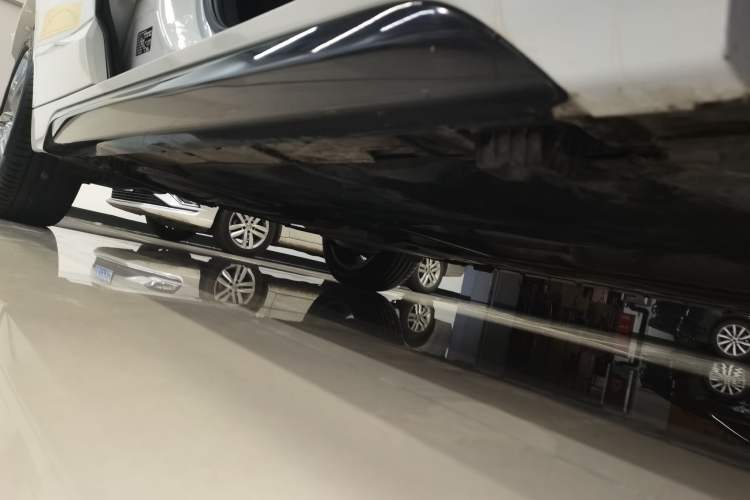 Used BMW X2 2022 sDrive25i M Sport Package Right Side Sill