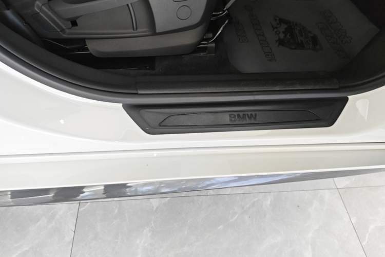 Used BMW X2 2022 sDrive25i M Sport Package Right Side Sill
