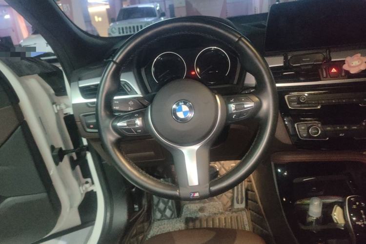Used BMW X2 2022 xDrive25i Midnight Edition Steering Wheel