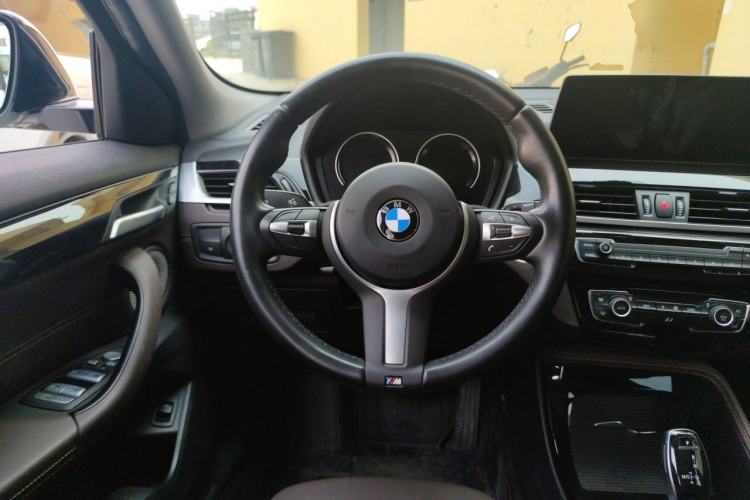 Used BMW X2 2022 sDrive25i M Sport Package Steering Wheel