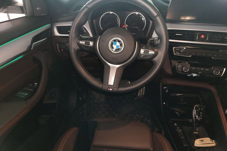 Used BMW X2 2022 sDrive25i Midnight Edition Steering Wheel