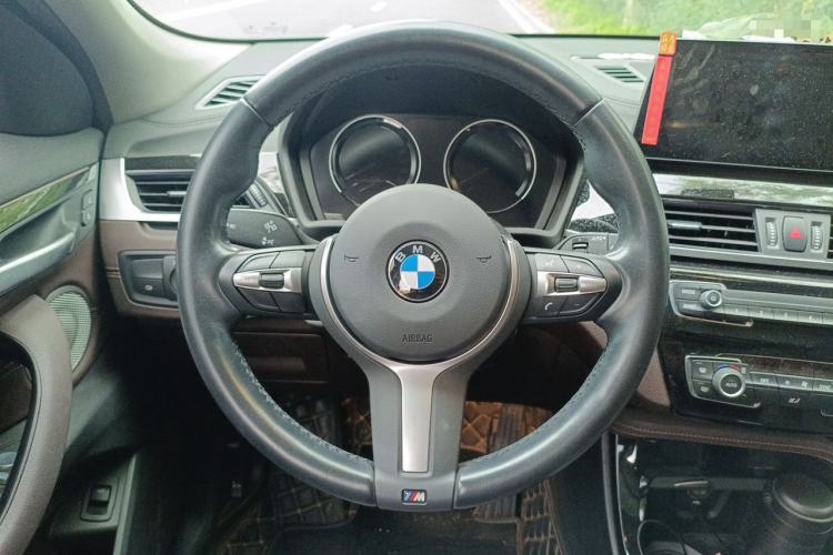 Used BMW X2 2022 sDrive25i M Sport Package Steering Wheel