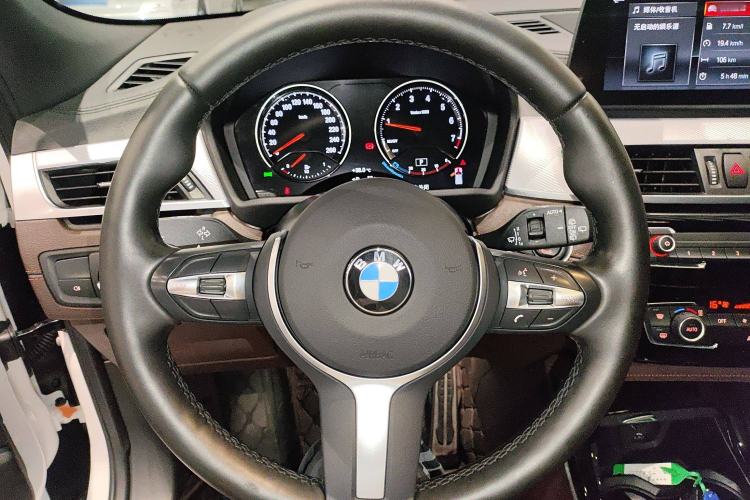 Used BMW X2 2022 sDrive25i Midnight Edition Steering Wheel