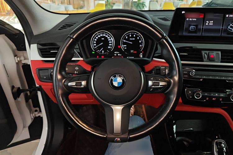 Used BMW X2 2022 sDrive25i M Sport Package Steering Wheel