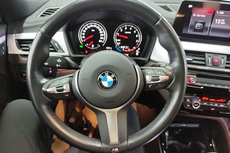 Used BMW X2 2022 xDrive25i Midnight Edition Steering Wheel