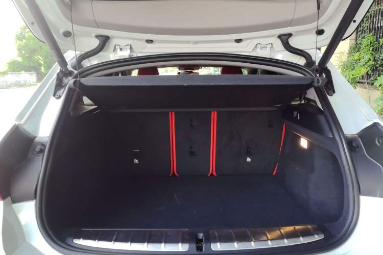 Used BMW X2 2022 sDrive25i M Sport Package Trunk
