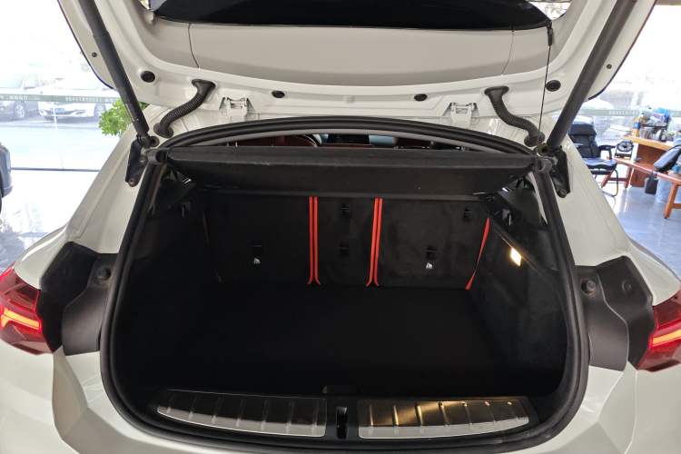 Used BMW X2 2022 sDrive25i M Sport Package Trunk