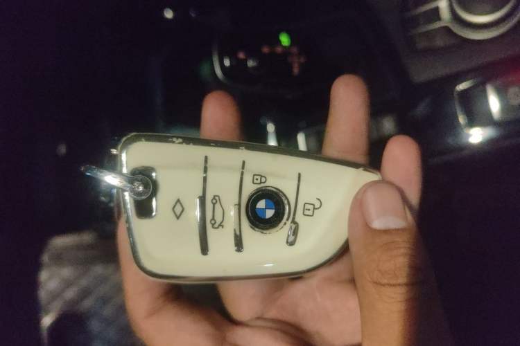 Used BMW X2 2022 xDrive25i Midnight Edition Vehicle Key
