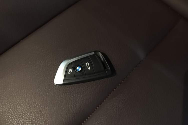 Used BMW X2 2022 sDrive25i M Sport Package Vehicle Key