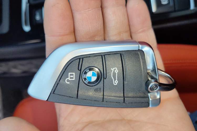 Used BMW X2 2022 sDrive25i M Sport Package Vehicle Key