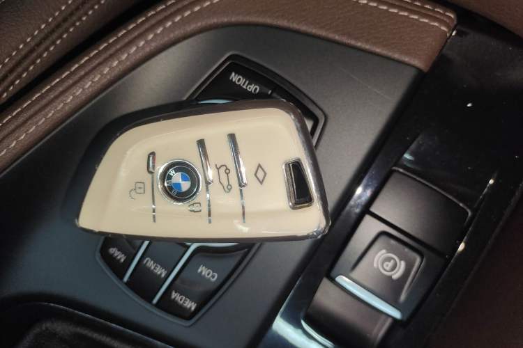 Used BMW X2 2022 sDrive25i M Sport Package Vehicle Key
