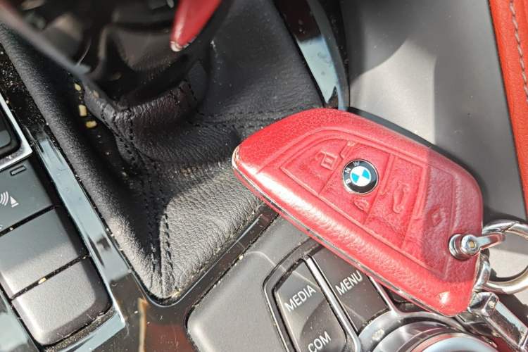 Used BMW X2 2022 sDrive25i M Sport Package Vehicle Key