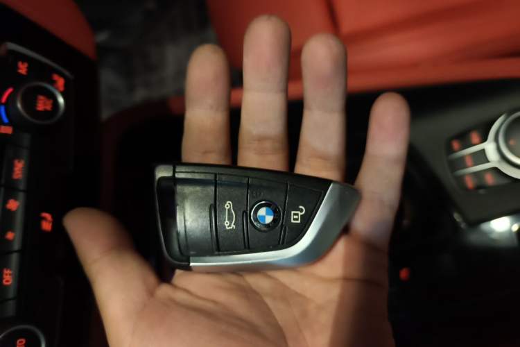 Used BMW X2 2022 sDrive25i M Sport Package Vehicle Key