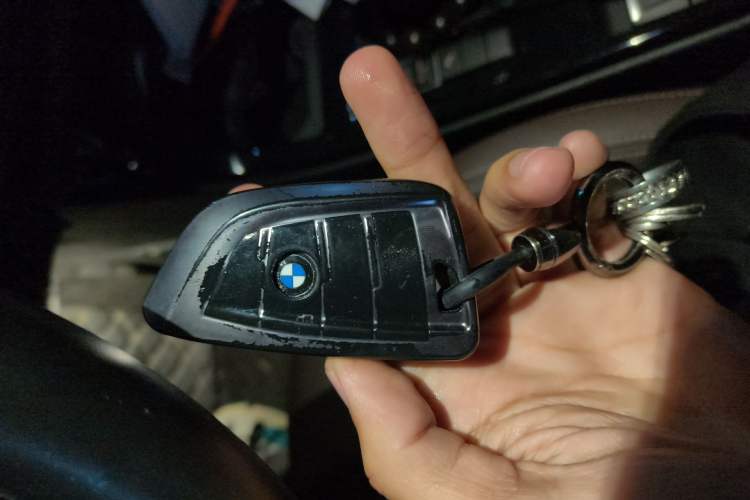 Used BMW X2 2022 sDrive25i M Sport Package Vehicle Key
