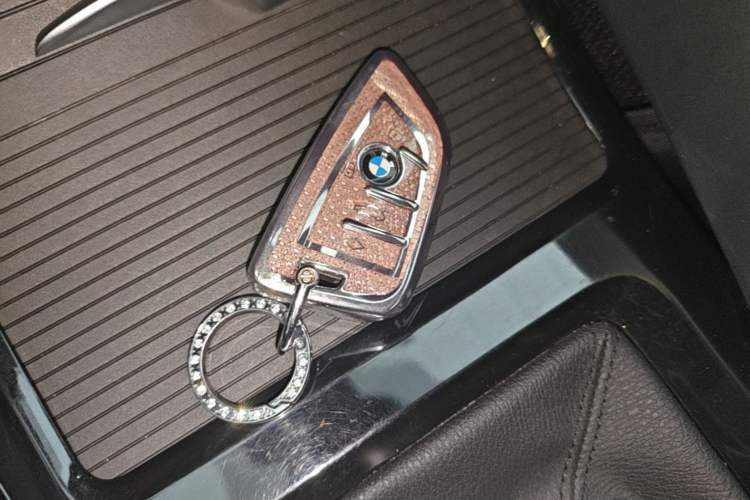 Used BMW X2 2022 xDrive25i Midnight Edition Vehicle Key