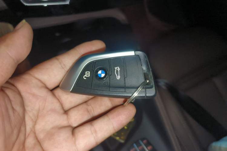 Used BMW X2 2022 sDrive25i M Sport Package Vehicle Key
