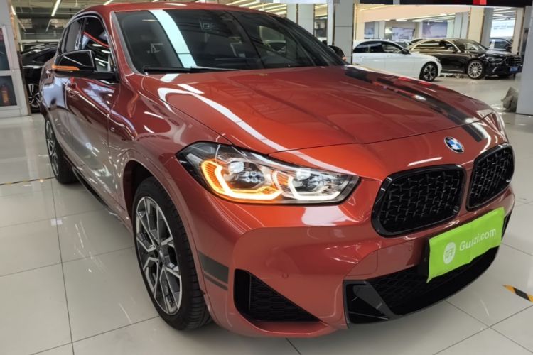 Used BMW X2 2022 xDrive25i Midnight Edition Front Right 45 Deg