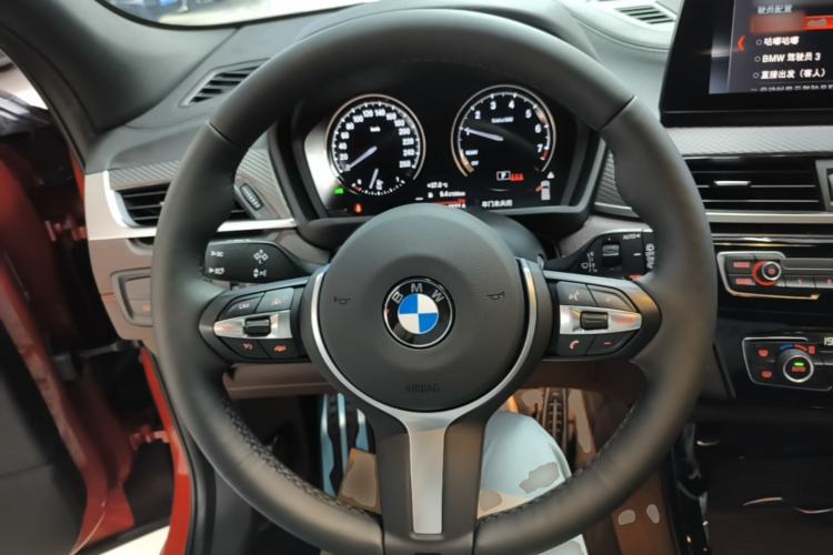 Used BMW X2 2022 xDrive25i Midnight Edition Steering Wheel