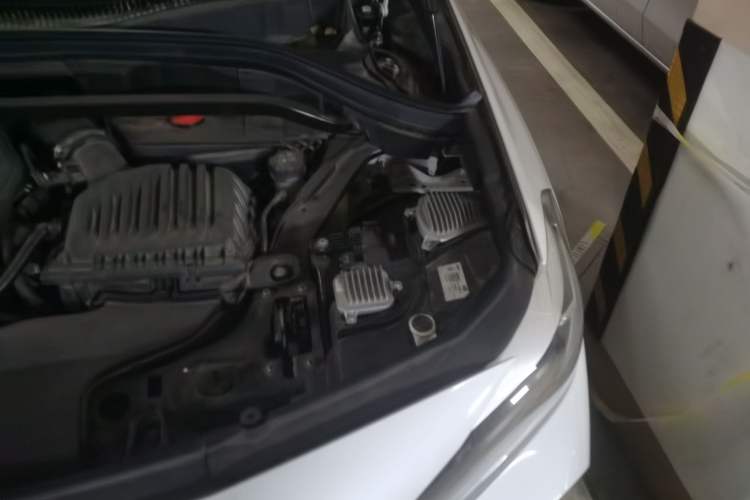 Used BMW X2 2023 sDrive25i M Sport Package Engine Bay Left