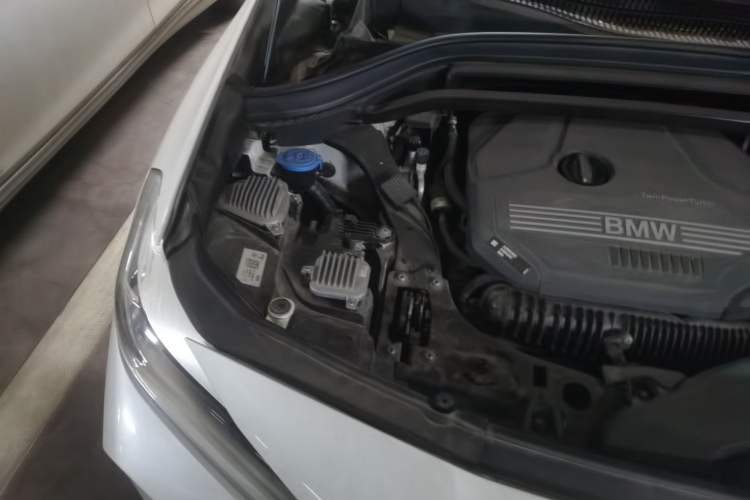 Used BMW X2 2023 sDrive25i M Sport Package Engine Bay Right