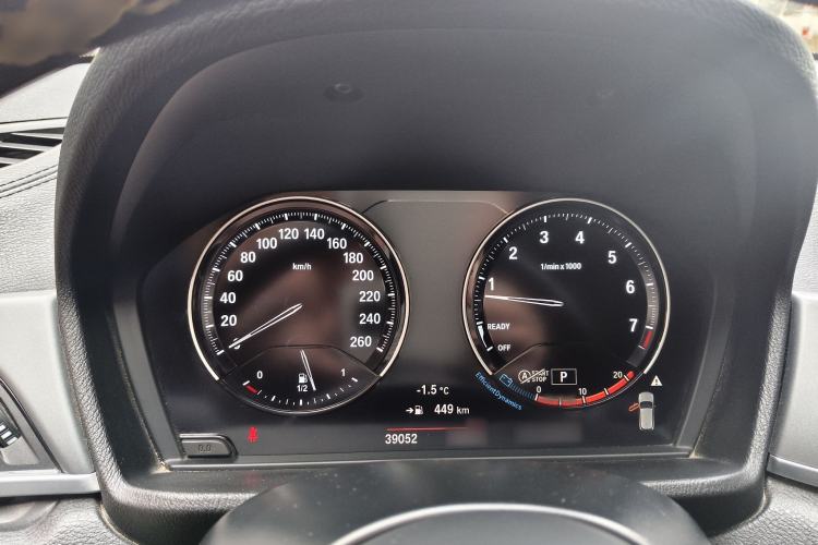Used BMW X2 2023 sDrive 25i Shining Edition Interior 3
