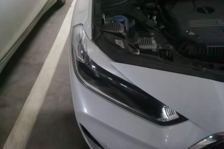 Used BMW X2 2023 sDrive25i M Sport Package Right Front Headlight