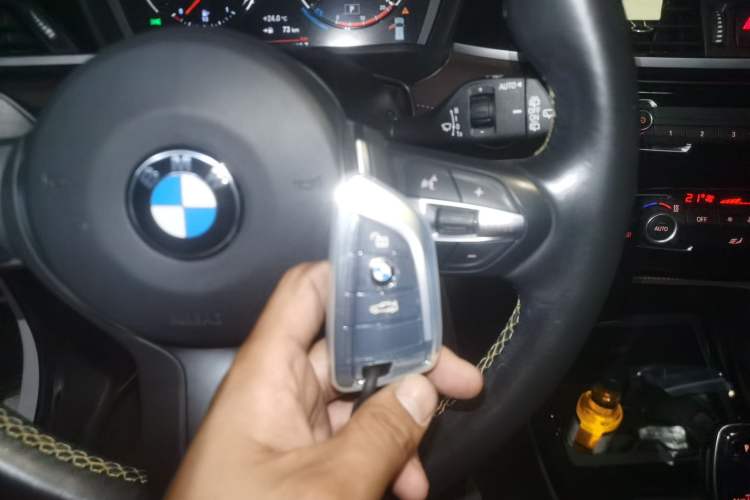 Used BMW X2 2023 sDrive25i M Sport Package Vehicle Key