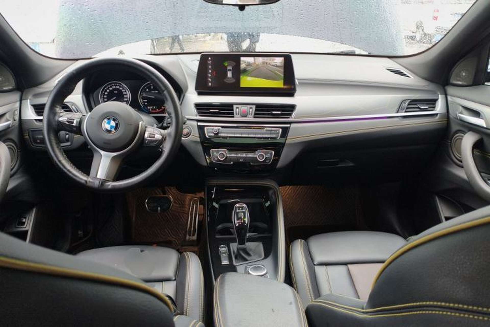 Used BMW X2 2023 xDrive 25i Shining Edition Center Console