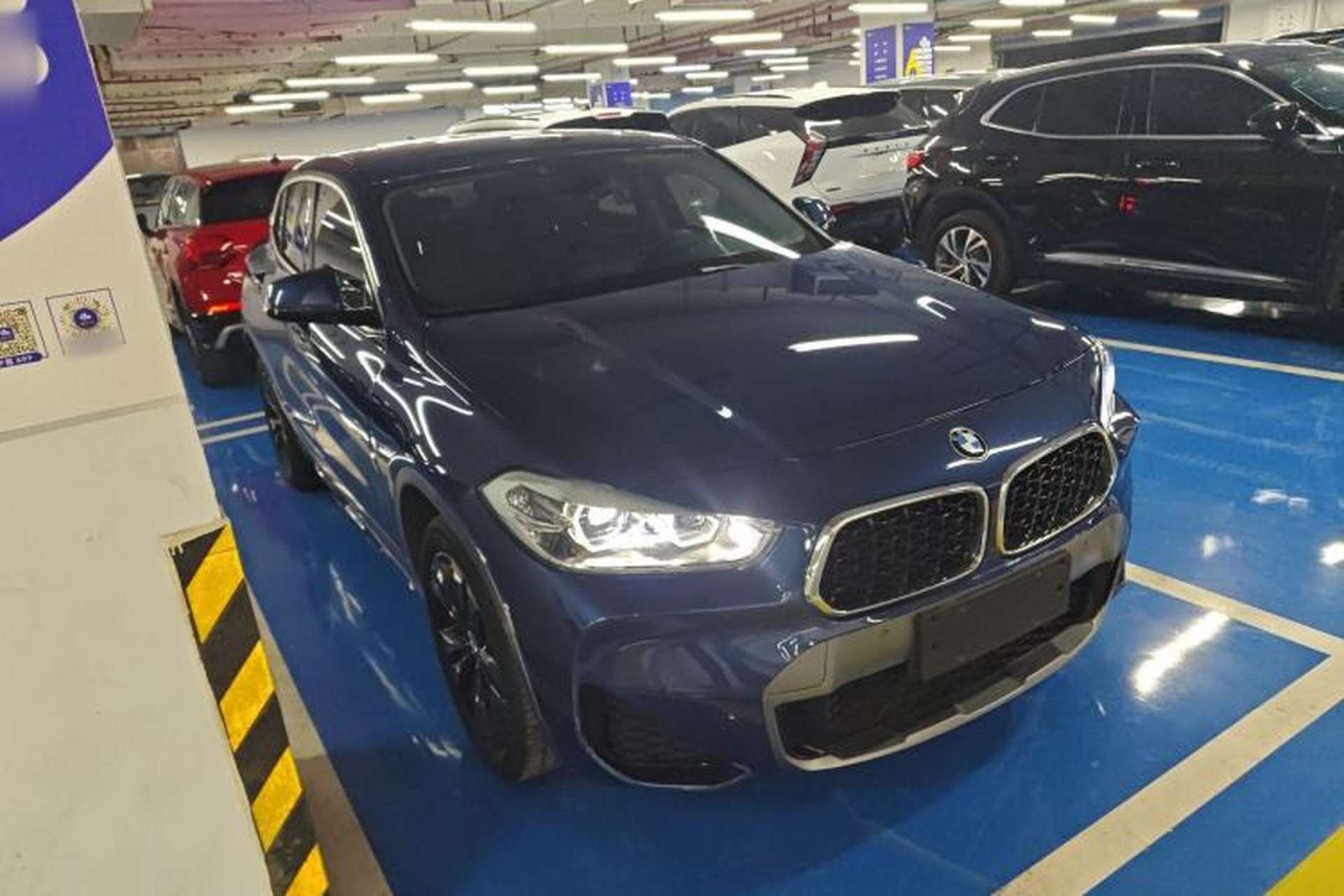 Used BMW X2 2023 sDrive25i M Sport Package Front Right 45 Deg