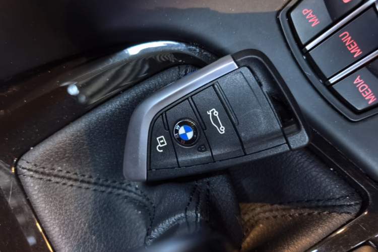 Used BMW X2 2023 sDrive25i M Sport Night Edition Interior 1